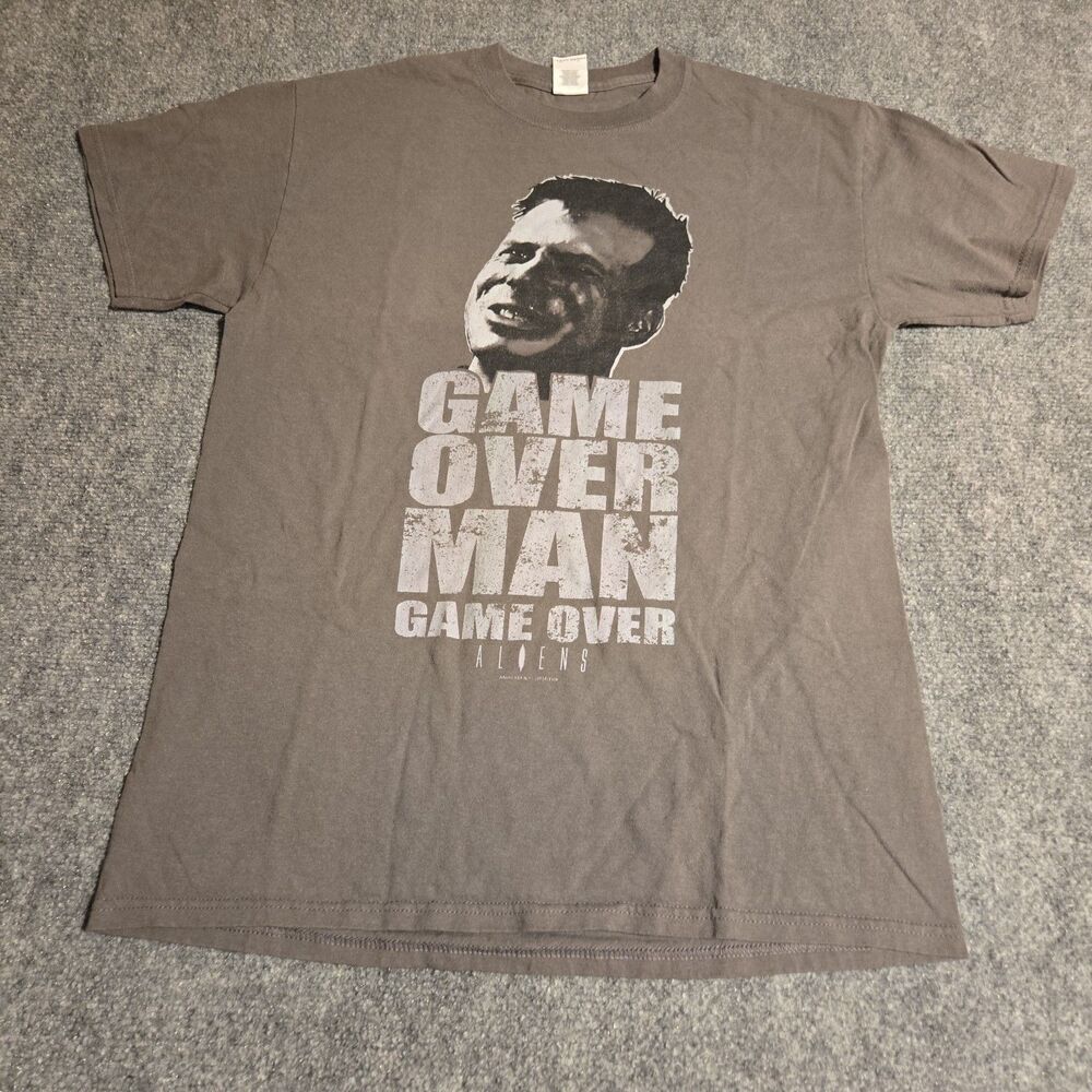 ALIENS Game Over Man Short Sleeve T-Shirt Mens Medium Gray Pullover Gildan